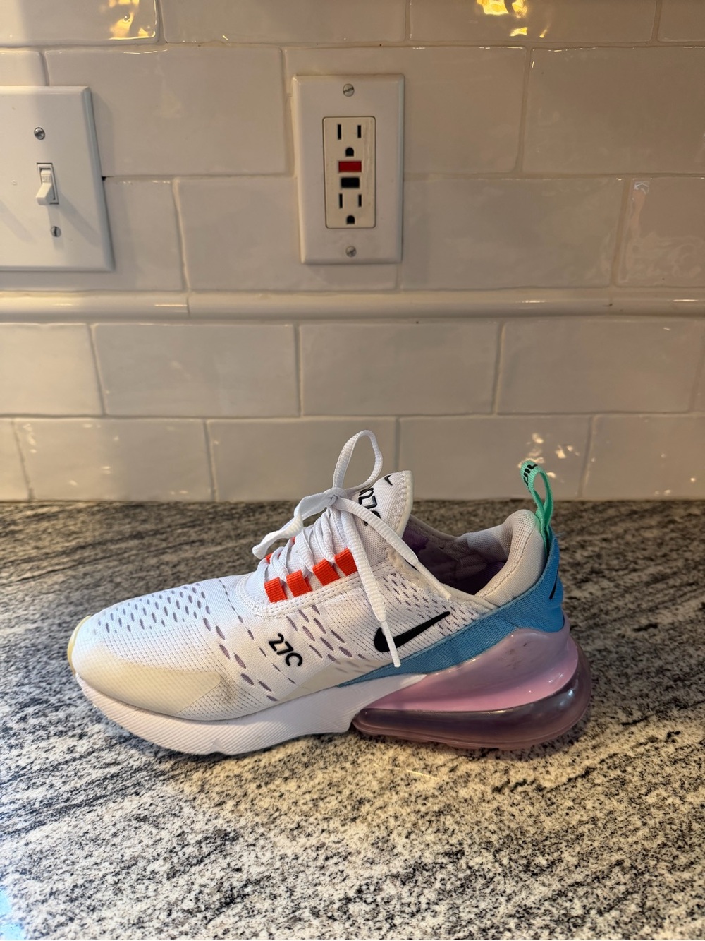 Women’s Nike Air Max 270 White Blue Lavender DX2351-100 Size 7 - Picture 8 of 10